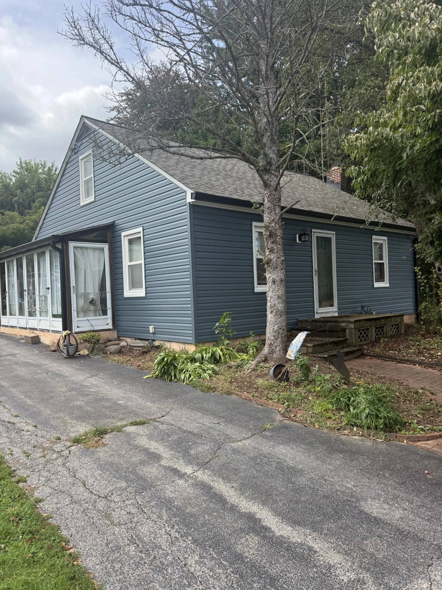 Completed residential roofing project by Diamond Elite Roofing.